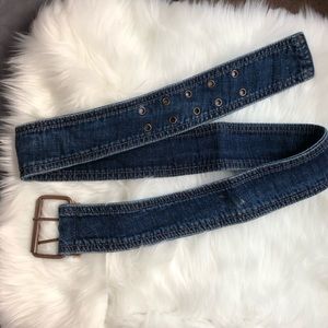 Denim belt